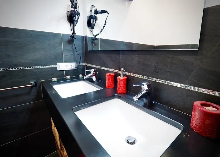 Sottoripa 47 Di Fronte Acquario - Genovabnb It Apartman